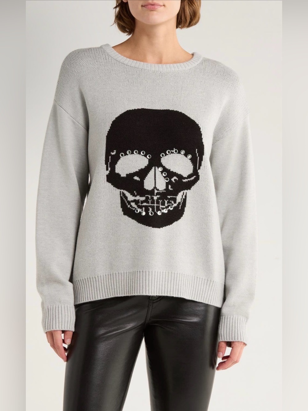 NWT Vigoss Studded Skull Sweater M